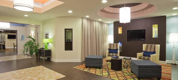 智选假日套房酒店富尔顿(Holiday Inn Express & Suites Fulton)图片