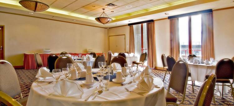 Holiday Inn Express 温哥华铁道镇(伯纳比)(Holiday Inn Express Vancouver-Metrotown (Burnaby))图片