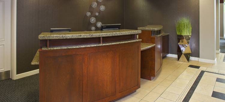 Residence Inn 酒店代托纳比奇赛道/机场店(Residence Inn Daytona Beach Speedway/Airport)图片