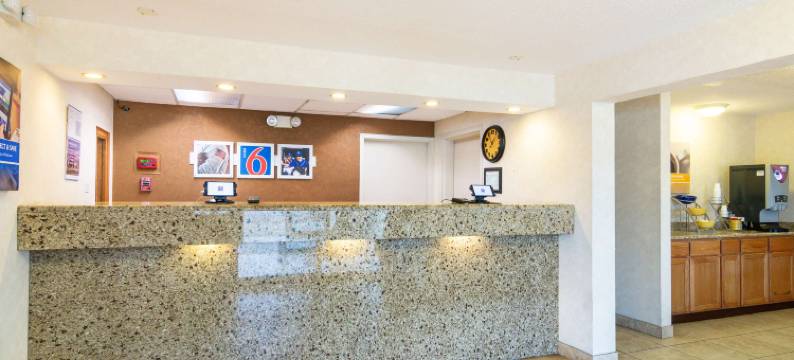 阿尔希普6号汽车旅馆(Motel 6 Alsip, IL)图片