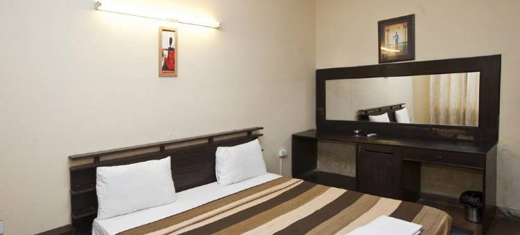 皇后旅館 OYO 439 號酒店(OYO 439 Hotel Queens Inn)图片