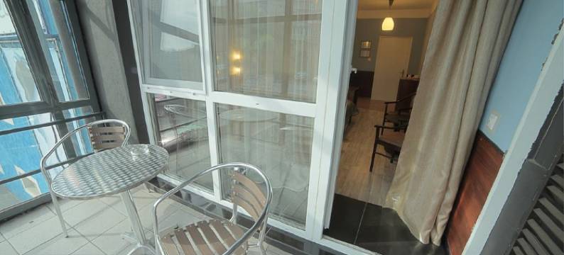 车库酒店(Garage Hotel)图片