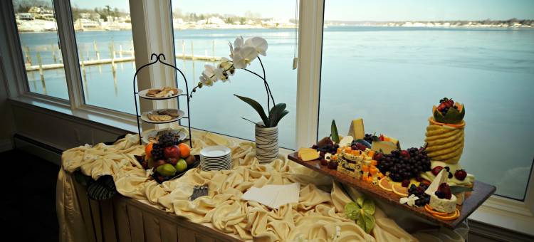 蚝点酒店(Oyster Point Hotel)图片