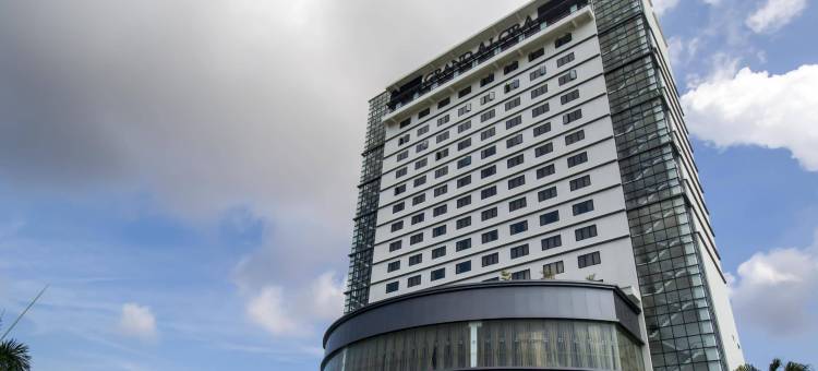 阿洛拉大酒店(Grand Alora Hotel)图片