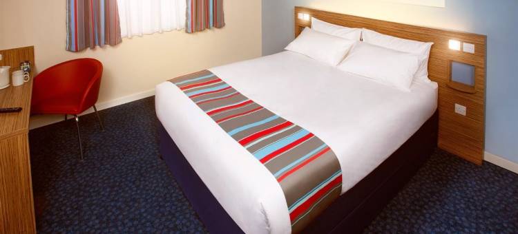 科尔切斯特费林旅屋酒店(Travelodge Colchester Feering)图片