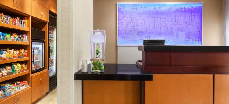 爱荷华州东奥马哈康瑟尔布拉夫斯万枫酒店(Fairfield Inn & Suites Omaha East/Council Bluffs, IA)图片