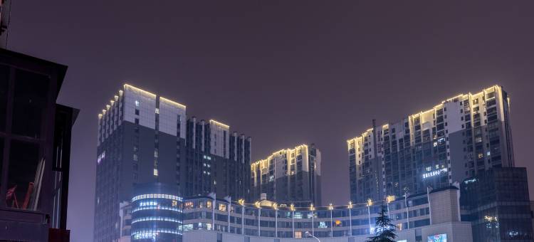 斯维登·家蜓酒店公寓(张家界泊富广场店)图片