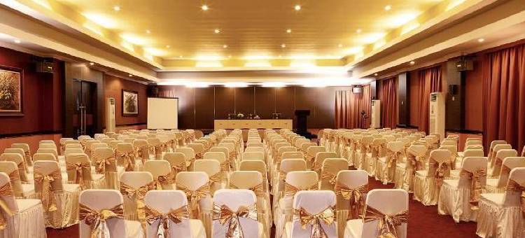 班贾尔马辛伊法酒店(Efa Hotel Banjarmasin)图片