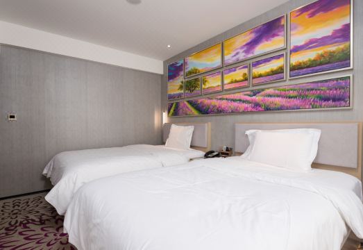 Lavande Hotel (Kunming South High-speed Railway Station) Hotel Overview