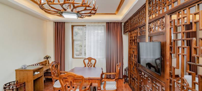 康定飞聚酒店(康定新城广场店)图片