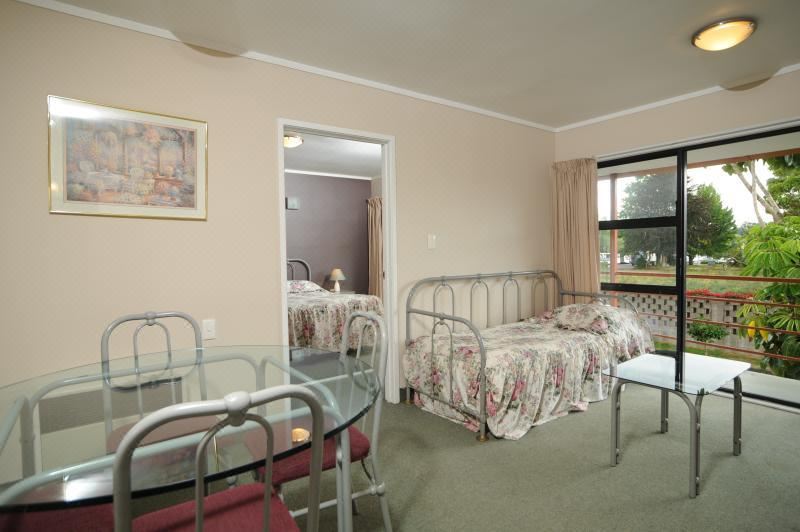 Ascot Epsom Motel Auckland Tripcom - 