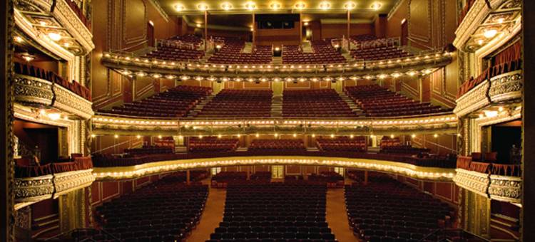 美琪芝加哥剧院区欢朋酒店(Hampton Inn Majestic Chicago Theatre District)图片