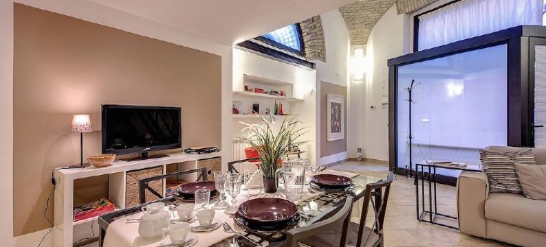 斗兽场白影公寓(Colosseo White Shadows Loft)图片