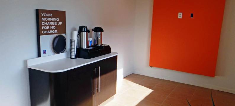 巴尔的摩市中心6号汽车旅馆(Motel 6 Baltimore, MD)图片