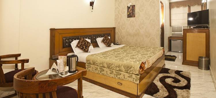 OYO 329 C 公园旅馆酒店(Capital O 329 Hotel C-Park Inn)图片
