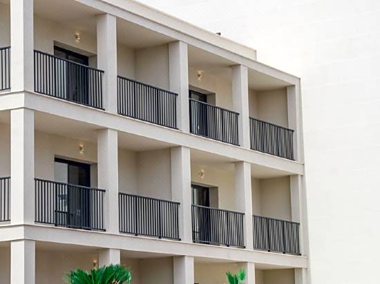 Paradiso Garden Hotel Hotel Reviews And Room Rates Trip Com