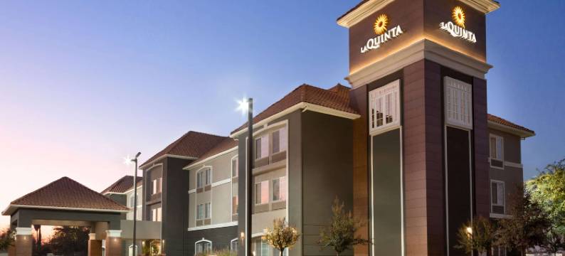 弗雷斯诺西北拉昆塔温德姆套房酒店(La Quinta Inn & Suites by Wyndham Fresno Northwest)图片