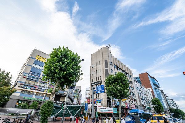 还是休闲旅客,果川布朗酒店都能让您的果川市之行变得更加美好而难忘