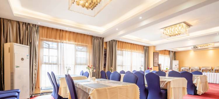 远锦国际酒店(成都火车东站凯德广场店)图片