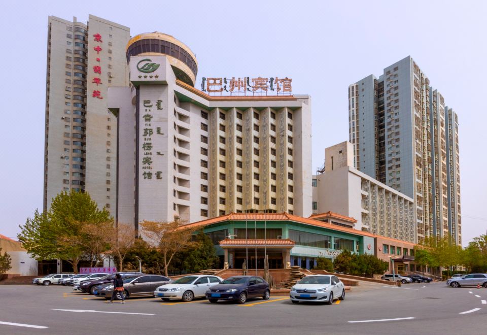 库尔勒巴音郭楞宾馆外景图