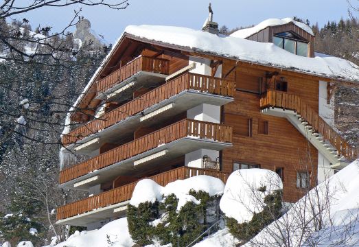 Dent Favre A 5 Hotel Overview