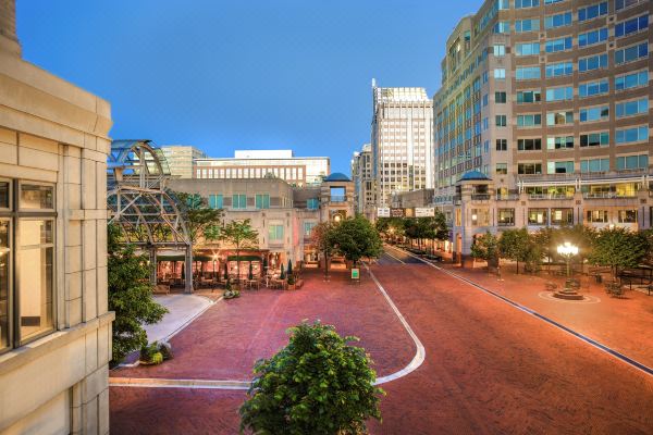 莱斯顿凯悦酒店(hyatt regency reston)预订价格,联系电话位置地址