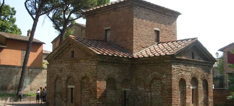 拉文纳龙库齐里莱斯别墅(Relais Villa Roncuzzi)图片