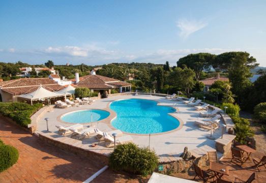 Hotel NibaruHotel Overview