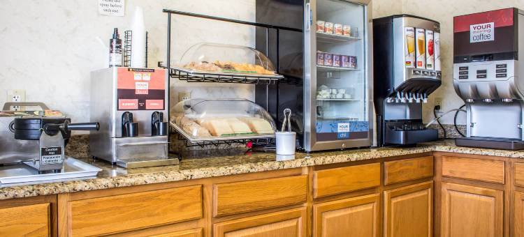 金曼I-40 66号公路凯隆酒店(Clarion Inn Kingman I-40 Route 66)图片