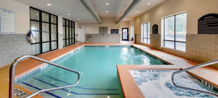 萨凡纳 I-95 高速公路舒适套房酒店(Comfort Suites Savannah Gateway I-95)图片