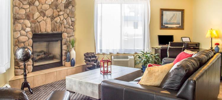 海湾伊克诺旅馆(Econo Lodge on the Bay)图片