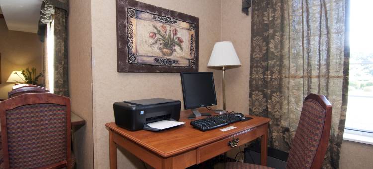 明尼苏达斯蒂尔沃特丽怡酒店(Country Inn & Suites by Radisson, Stillwater, MN)图片