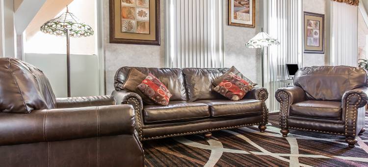 康瑟尔布拉夫斯 - 奥马哈东部品质酒店及套房(Quality Inn & Suites Council Bluffs - Omaha East)图片