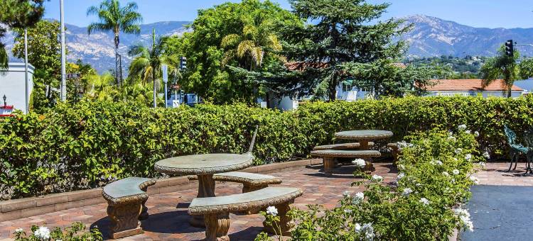 圣巴巴拉品质酒店(Quality Inn Santa Barbara)图片