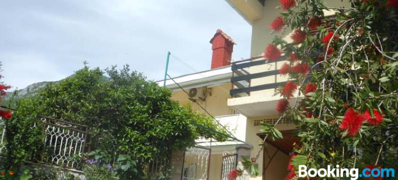 洛雷娜客房酒店(Lorena Rooms)图片