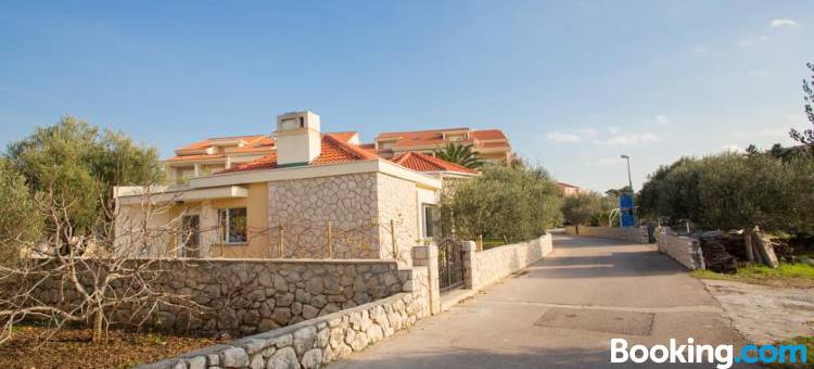 City Pool Apartments Novalja图片