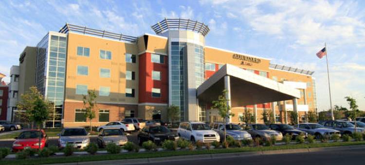 明尼阿波利斯枫树格罗夫/阿伯莱克斯万怡酒店(Courtyard Minneapolis Maple Grove/Arbor Lakes)图片