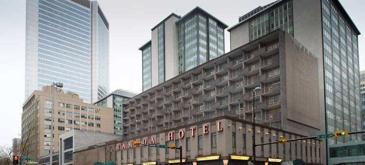 卡尔加里市中心华美达广场酒店(Ramada Plaza by Wyndham Calgary Downtown)图片