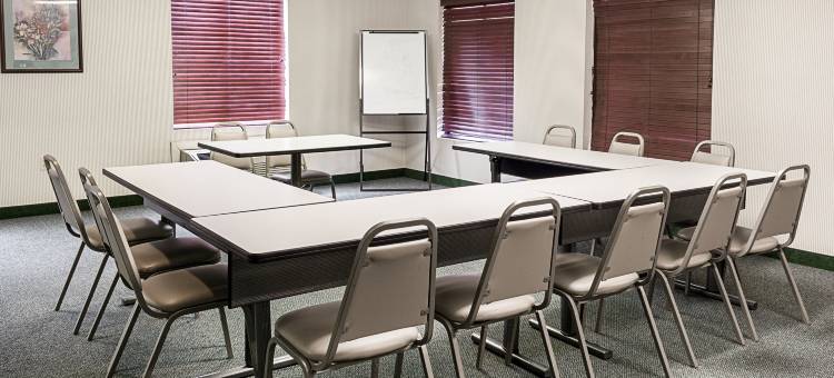 彼得斯堡舒适酒店，靠近李堡区域(Comfort Inn Petersburg Fort Lee Area)图片