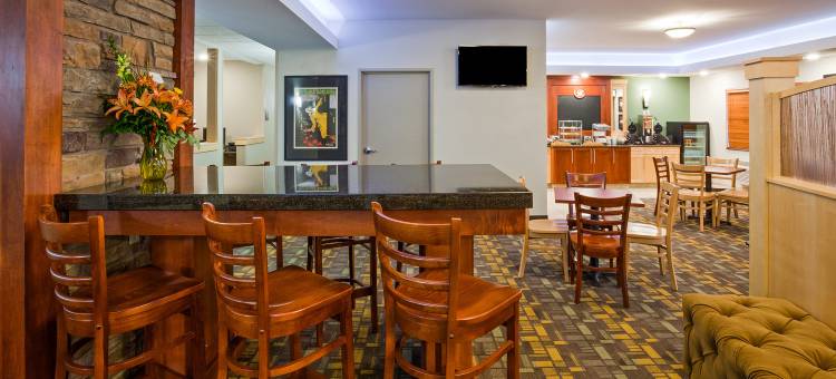 威诺纳美吟温德姆酒店(AmericInn by Wyndham Winona)图片