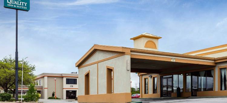 布卢明顿大学区凯艺套房酒店(Quality Inn & Suites Bloomington University Area)图片