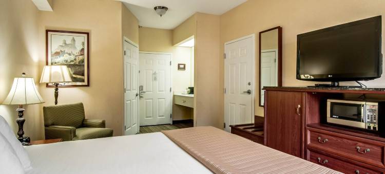 哈利森I-81凯艺酒店(Quality Inn Harrisonburg I-81)图片