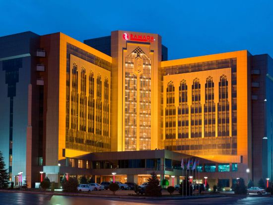 Hotels Near Nizami Mausoleum And Museum Ganja Tripcom - 