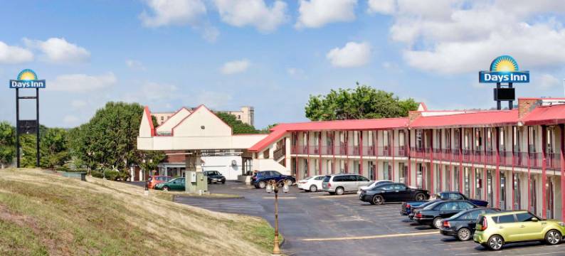 西诺克斯维尔温德姆戴斯酒店(Days Inn by Wyndham Knoxville West)图片