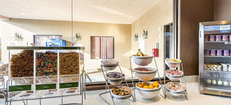 麦卡伦机场和La Plaza购物中心舒适套房酒店(Comfort Suites McAllen Airport and la Plaza Mall)图片