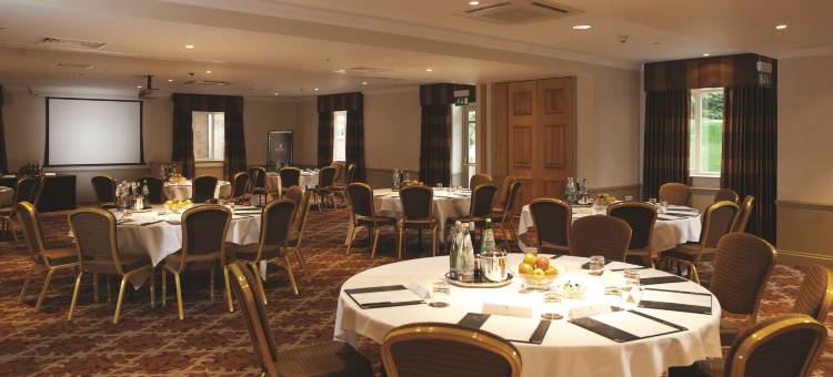 麦克唐纳弗赖姆裡及水疗馆酒店(Macdonald Frimley Hall Hotel and Spa)图片