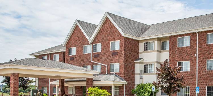 20 号公路迪比克主流套房(MainStay Suites Dubuque at Hwy 20)图片