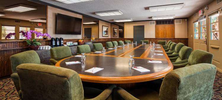 胡椒树贝斯特韦斯特优质酒店(Best Western Plus Pepper Tree Inn)图片