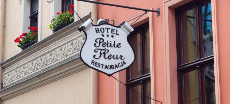 小花酒店 - 限成人(Hotel Petite Fleur - Adults Only ! Air-Conditioning !)图片