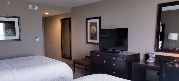 欢朋希尔顿卡尔加里机场北酒店(Hampton Inn by Hilton Calgary Airport North)图片
